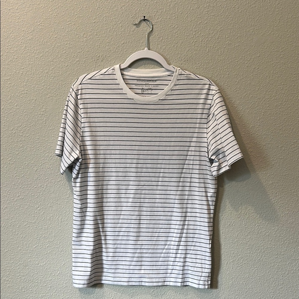 Ⓜ️ Men’s Banana Republic Premium Washed Crewneck Tee